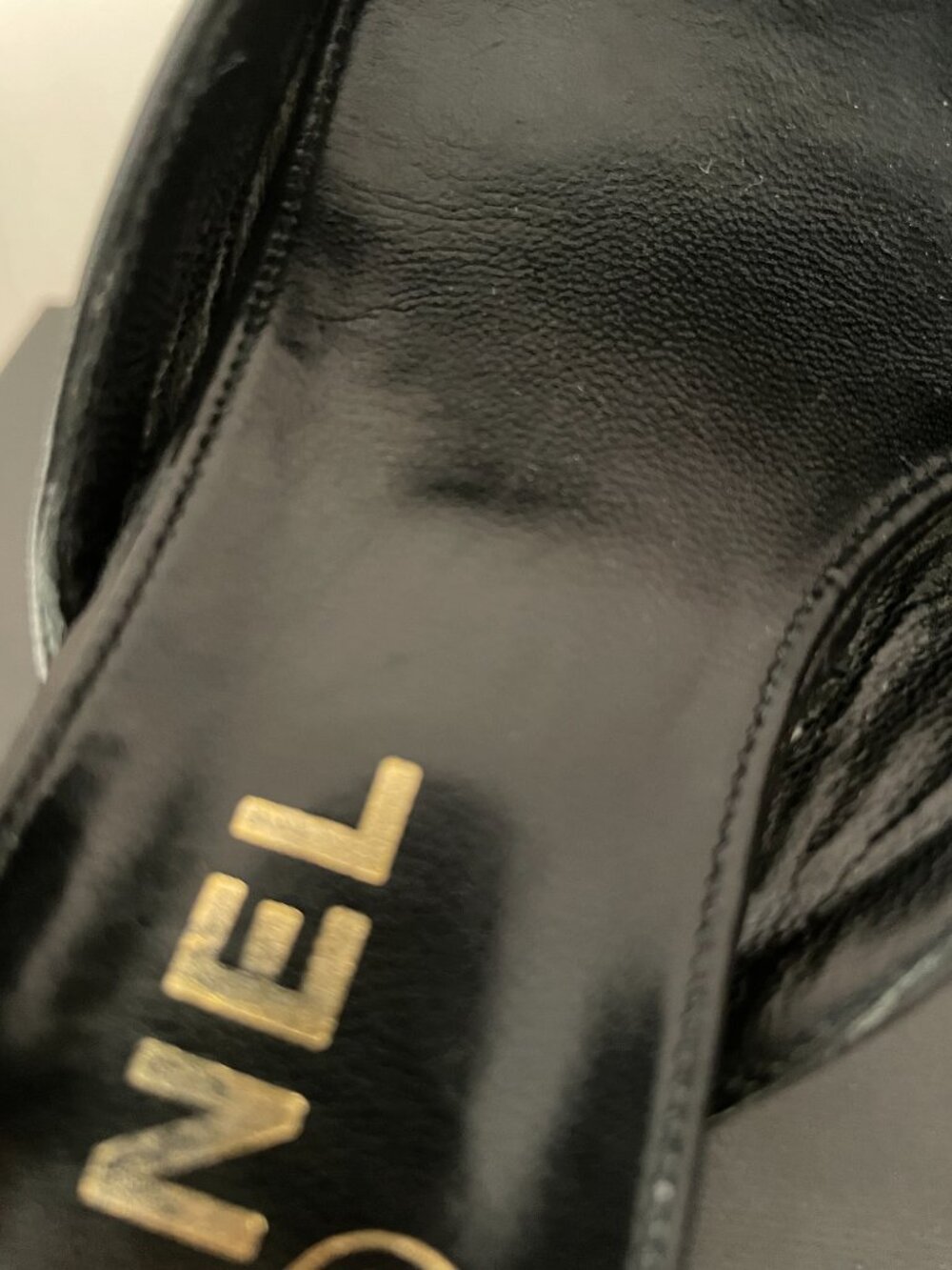 CHANEL Leather Kitten Heels Slip On - Picture 16 of 16